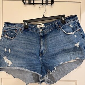 Women's Abercrombie & Fitch Mom Shorts